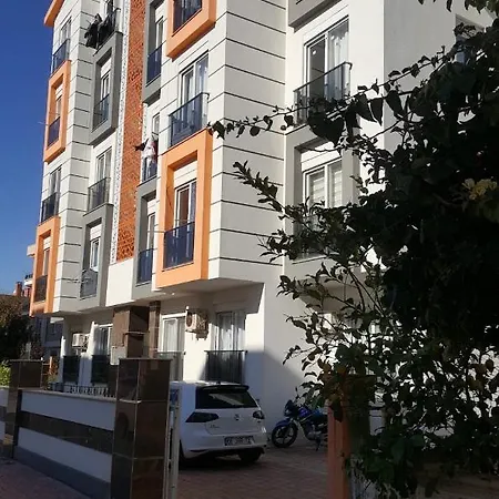 Apartamento Antalya Kueltuer Apart Antália